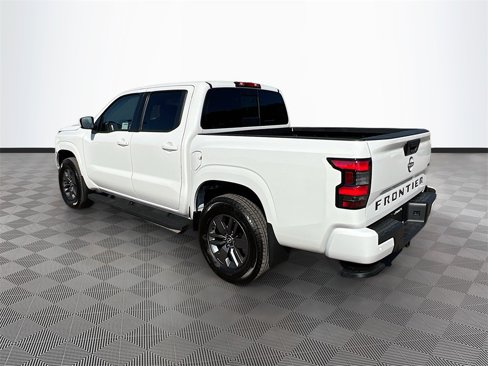 New 2026 Nissan Frontier SV image 5