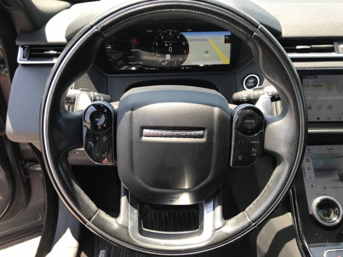 Used 2018 Land Rover Range Rover Velar R-Dynamic SE image 8