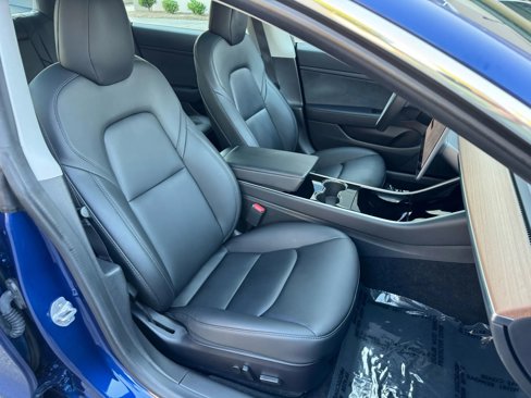 Used 2020 Tesla Model 3 Standard Range Plus image 23