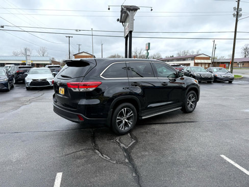Used 2019 Toyota Highlander LE image 6