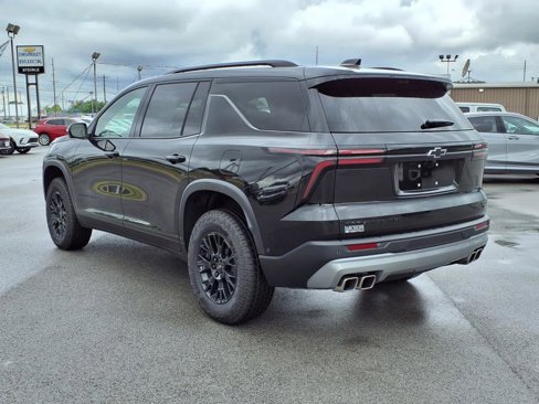 New 2025 Chevrolet Traverse Z71 w/ Enhanced Driving Package image 10