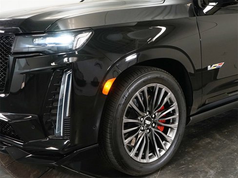 Used 2023 Cadillac Escalade V w/ Heavy-Duty Trailer Package image 6