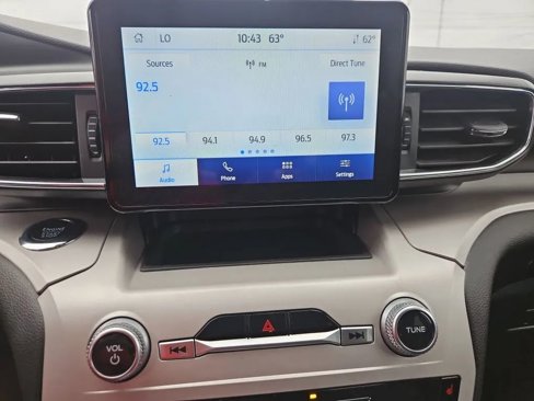 Used 2024 Ford Explorer XLT w/ Equipment Group 202A image 21