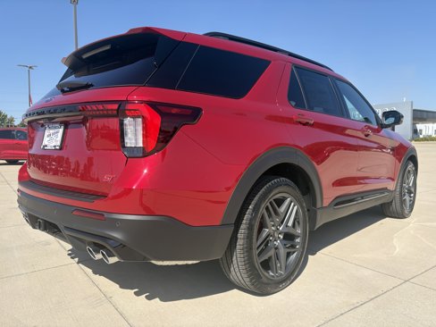 New 2025 Ford Explorer ST image 5