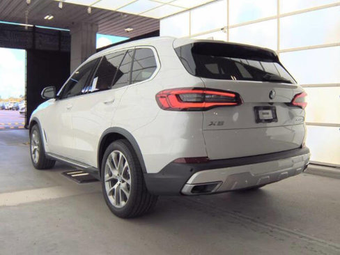 Used 2020 BMW X5 xDrive40i w/ Premium Package image 9