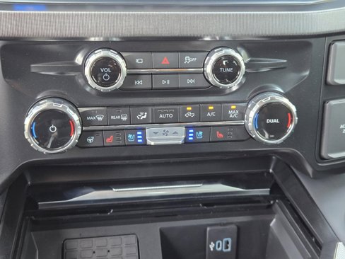 New 2026 Ford F250 Platinum image 12