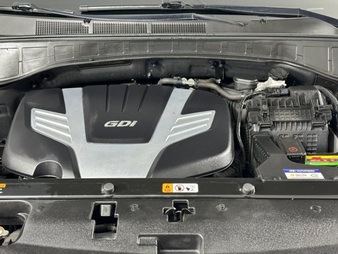 Used 2017 Hyundai Santa Fe SE image 18