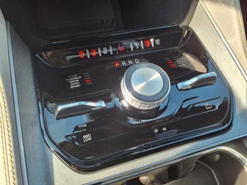 New 2025 Jeep Wagoneer Series II image 20