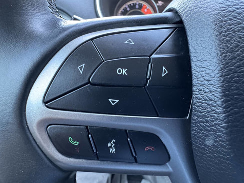 Used 2019 Jeep Cherokee Limited w/ Trailer Tow Group image 21