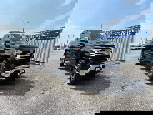 New 2026 Chevrolet Silverado 1500 LT image 2