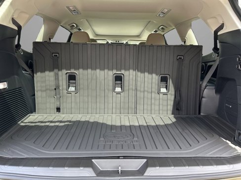 New 2025 Subaru Ascent Limited image 11