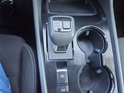 Used 2023 Nissan Rogue S image 12