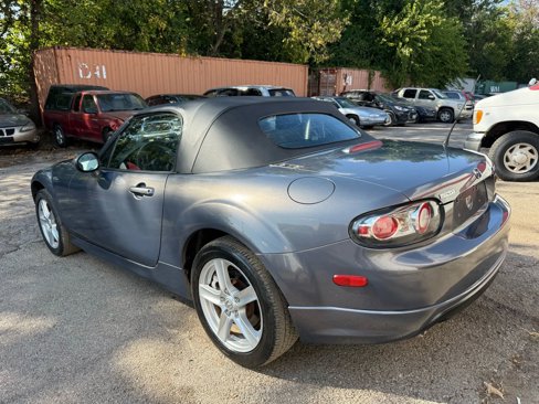 Used 2006 MAZDA MX-5 Miata Touring w/ Appearance Pkg image 17