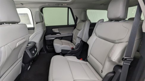 New 2025 Ford Expedition Active image 37