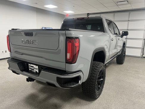 Used 2024 GMC Sierra 1500 AT4 w/ Technology Package image 12