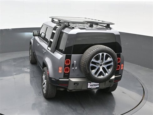 Used 2021 Land Rover Defender 110 X-Dynamic HSE image 43