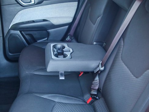 Used 2023 Jeep Compass Sport image 14