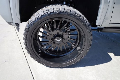 Used 2025 GMC Sierra 2500 Denali Ultimate image 10