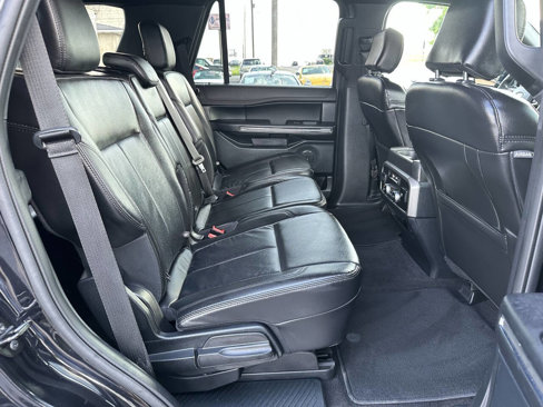 Used 2020 Ford Expedition XLT w/ Equipment Group 202A image 10
