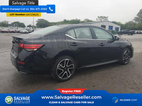 Used 2025 Nissan Sentra SR w/ SR Premium Package image 4