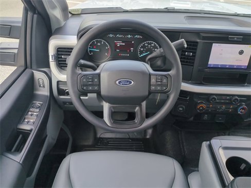 New 2026 Ford F450 2WD Crew Cab Super Duty image 15