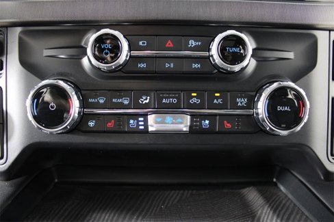 Used 2025 Ford F350 Platinum image 28
