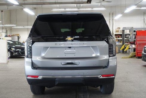 New 2025 Chevrolet Suburban LT w/ Comfort Package image 6