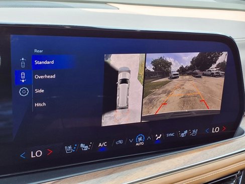 New 2025 Chevrolet Suburban High Country image 10
