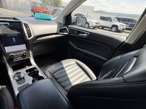 Used 2024 Ford Edge SEL image 37