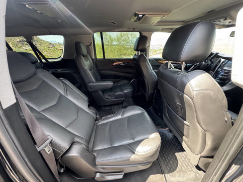 Used 2017 Cadillac Escalade ESV Premium Luxury image 9