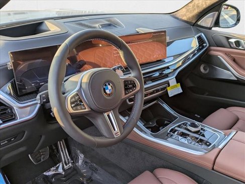 New 2026 BMW X5 M60i image 3