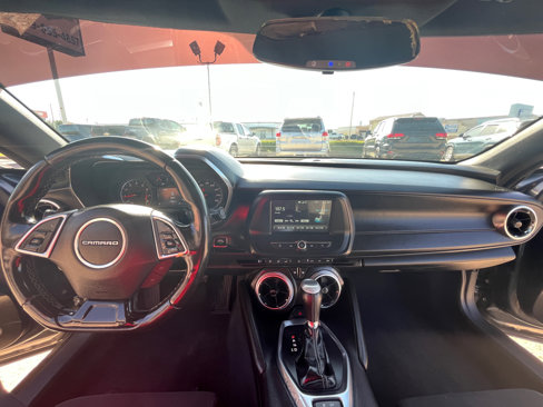 Used 2018 Chevrolet Camaro LT w/ RS Package image 9