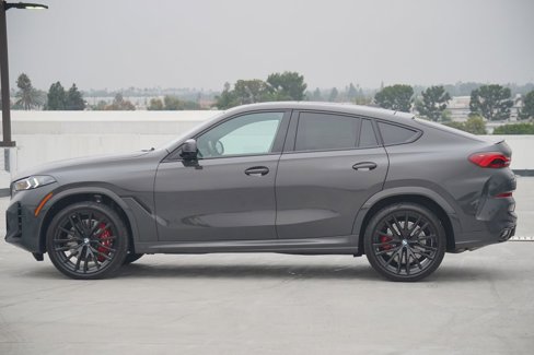 New 2026 BMW X6 M60i w/ Executive Package image 4