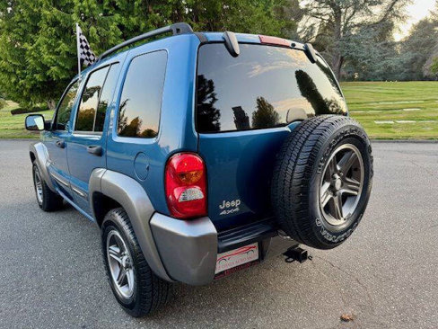 Used 2004 Jeep Liberty Sport w/ PWR Convenience Group image 9