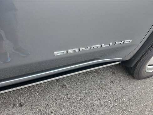 New 2026 GMC Sierra 3500 Denali Ultimate image 5