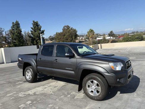 Used 2012 Toyota Tacoma PreRunner image 35