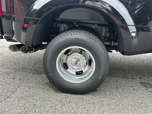New 2025 Ford F350 XL image 17