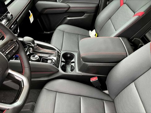 New 2026 Chevrolet Colorado Z71 w/ Technology Package image 14