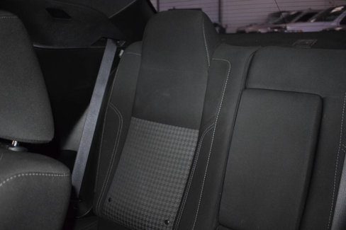 Used 2021 Dodge Challenger SXT image 35