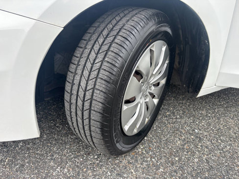 Used 2012 Honda Accord LX image 41