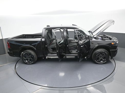 New 2025 RAM 1500 4x4 Crew Cab image 65