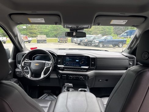Used 2023 Chevrolet Silverado 1500 LTZ image 11