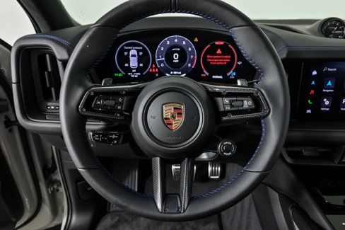 New 2025 Porsche Cayenne GTS image 8
