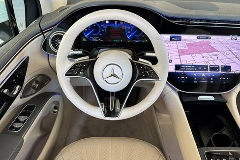 New 2026 Mercedes-Benz EQS 400 4MATIC SUV image 14
