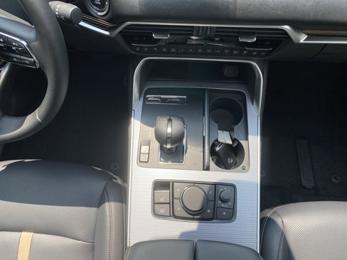New 2025 MAZDA CX-70 3.3 Turbo w/ Premium Plus Pkg image 34