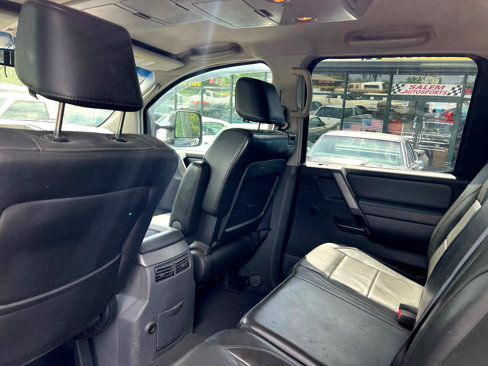Used 2006 Nissan Titan LE w/ (T01) Tow Pkg image 11