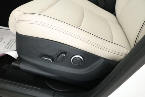 Used 2026 Genesis GV70 2.5T Advanced image 10