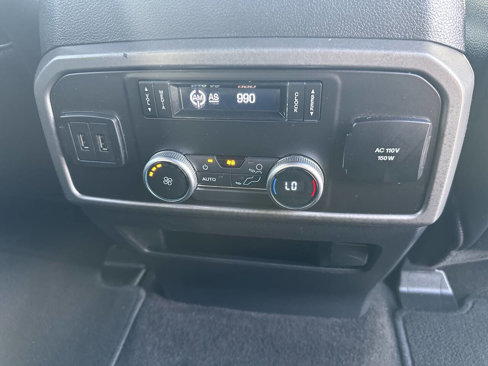 Used 2020 Ford Expedition XLT w/ Equipment Group 202A image 25