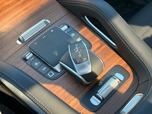 New 2026 Mercedes-Benz GLS 450 4MATIC image 27