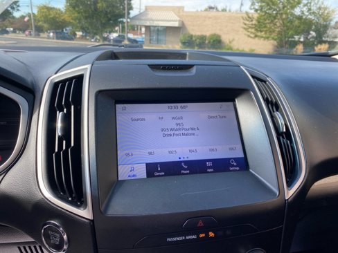 Used 2020 Ford Edge SEL image 12